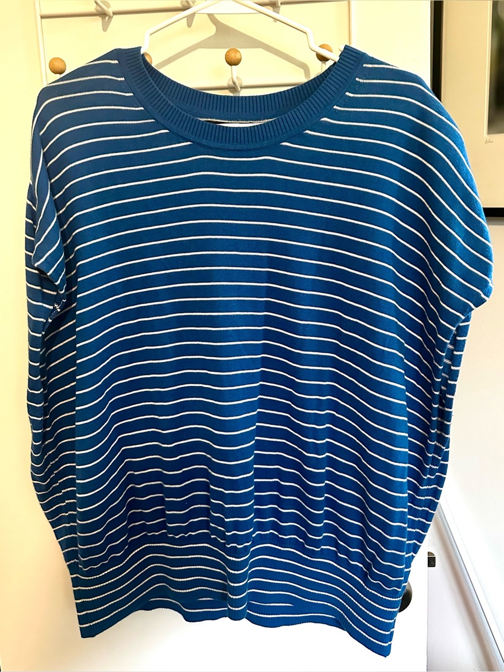 Banana Republic Blue & White Striped Crewneck 1/4 Sleeve Top